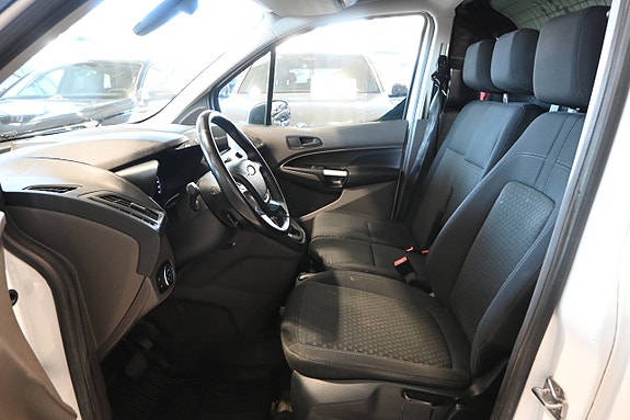 Ford Transit Connect 7 of 17