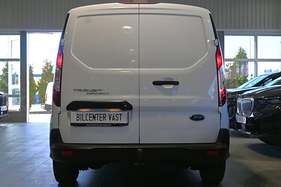 Ford Transit Connect 4 of 5