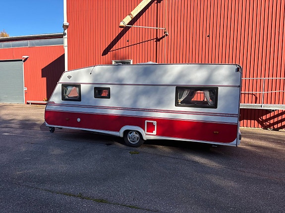 Kabe Ametist GLE 1490 kg /Året runt vagn / 779 kr/mån 2 of 5