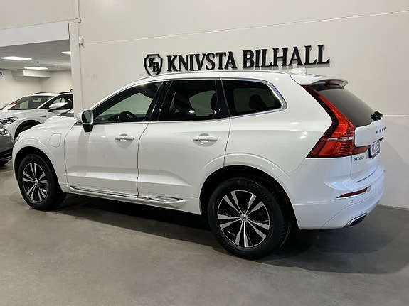 Volvo XC60 2 of 5