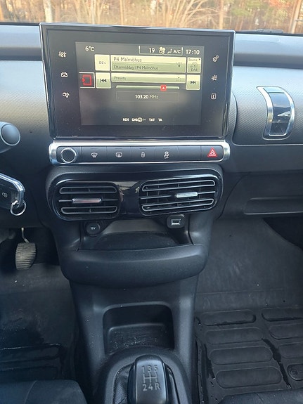 Citroen C4 Cactus 13 of 17