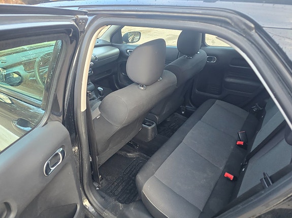 Citroen C4 Cactus 14 of 17