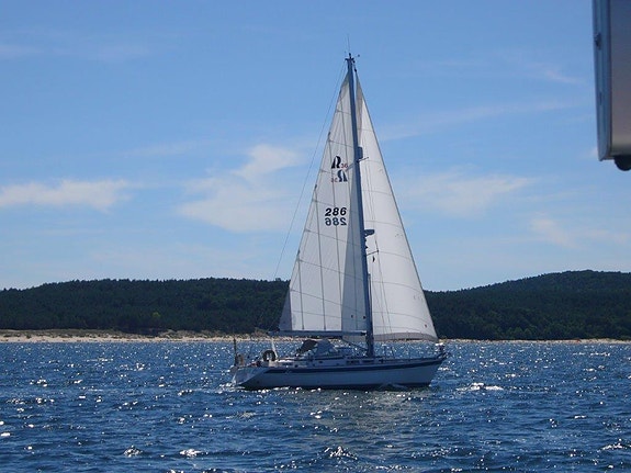 HALLBERG-RASSY 36 — Vedi foto 1