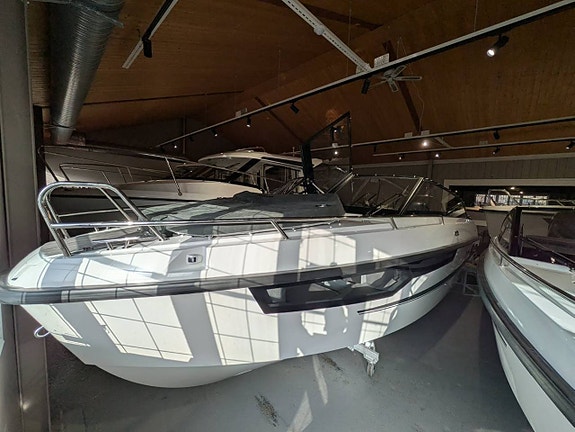 Yamarin 67 DC  Yamaha F225 XCB 2026 MMG Edition FABRIKSNY