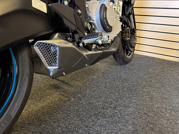 CFMOTO 675NK EJ PÅ LAGER 16 of 18
