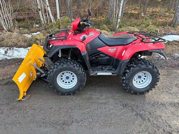 Suzuki 700 / Moms / Snöblad / Frakt / Finans