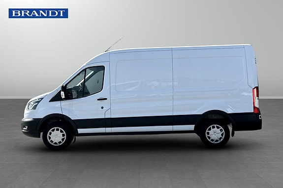 Ford E-Transit 5 of 11