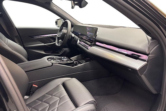 BMW 530e 13 of 18