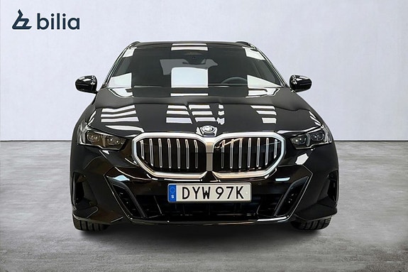 BMW 530e 8 of 18