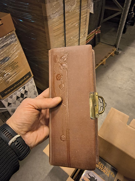 Product image 6 of 7