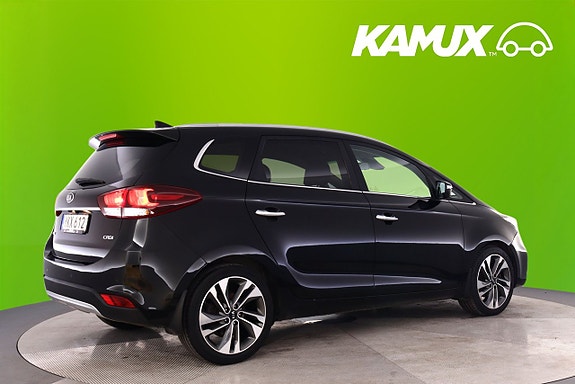 Kia Carens 2 of 5