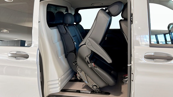 Mercedes-Benz Vito 119 6 of 12