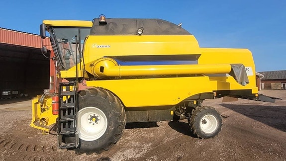 New Holland TC 5070 RS