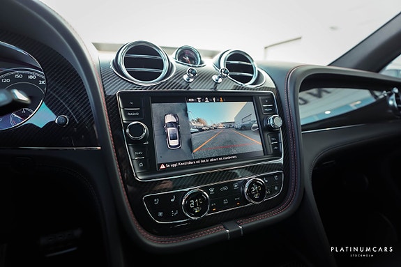 Bentley Bentayga 13 of 22