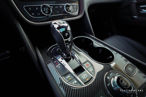 Bentley Bentayga 14 of 22