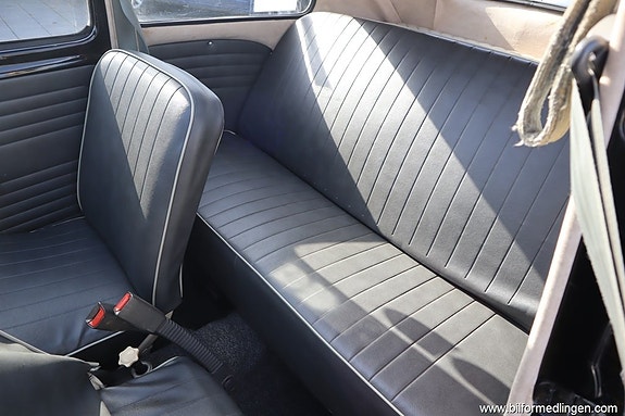Volkswagen 1200 4 of 5