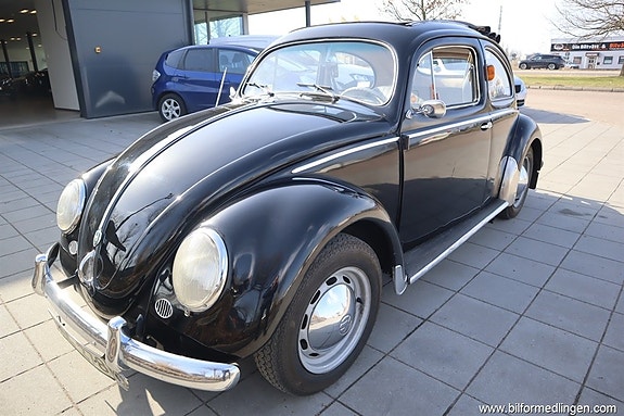 Volkswagen 1200 2 of 5