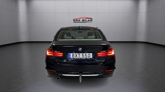 BMW 320 5 of 5