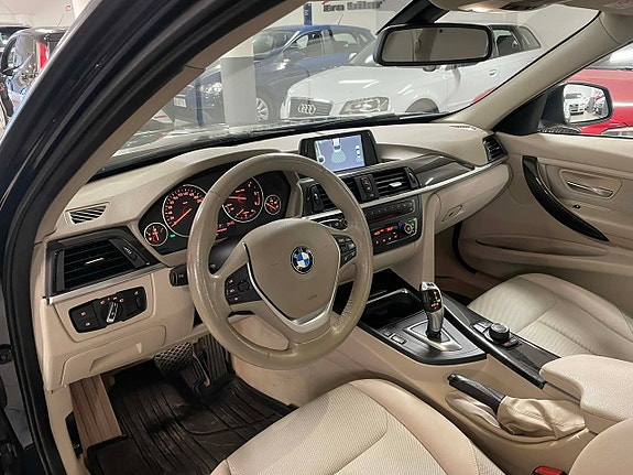 BMW 320 8 of 25