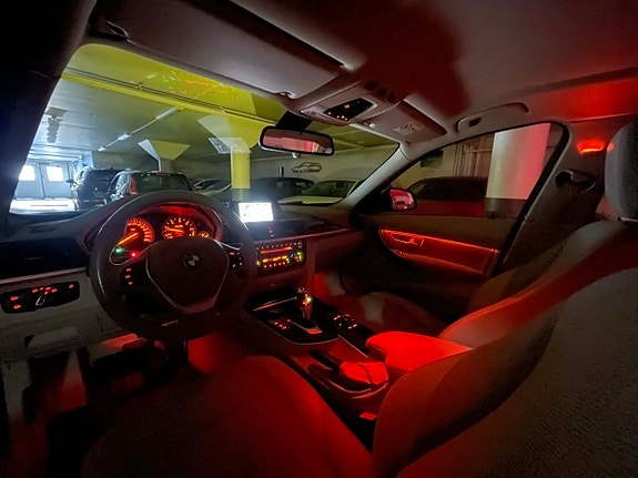 BMW 320 16 of 25