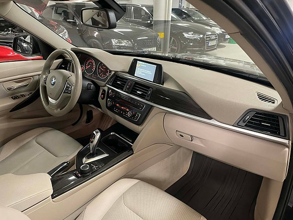 BMW 320 11 of 25
