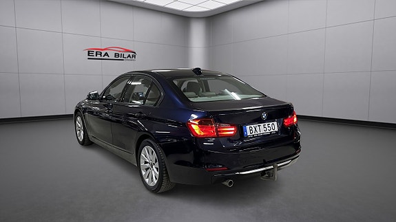 BMW 320 4 of 5