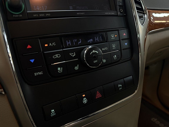 Jeep Grand Cherokee 8 of 19