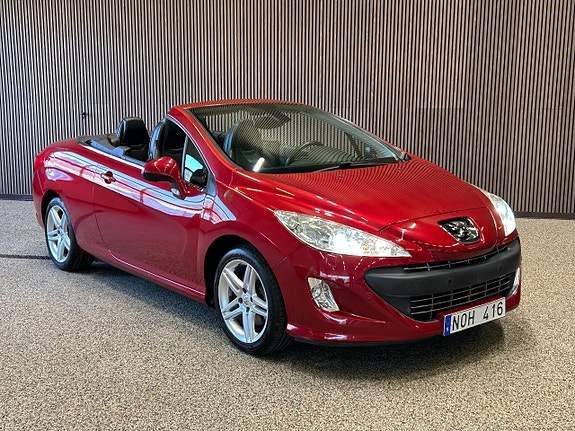 Peugeot 308 2 of 5