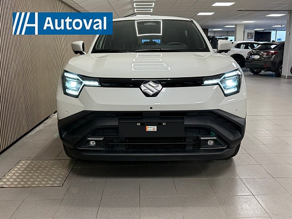 Suzuki eVitara 2 of 5