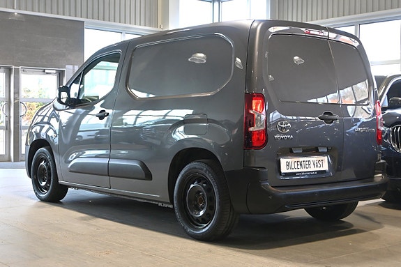 Toyota Proace City 3 of 5
