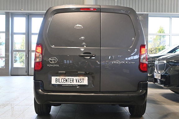 Toyota Proace City 4 of 5