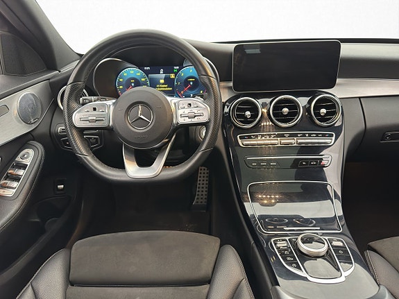 Mercedes-Benz C200 22 of 30