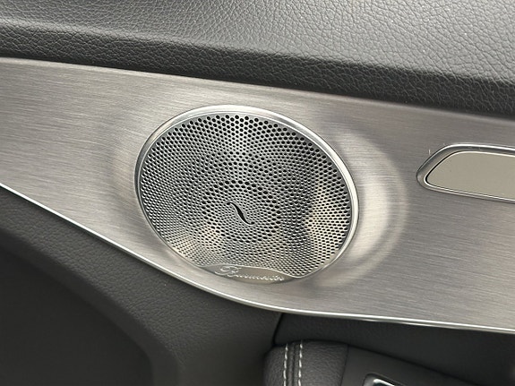 Mercedes-Benz C200 12 of 30