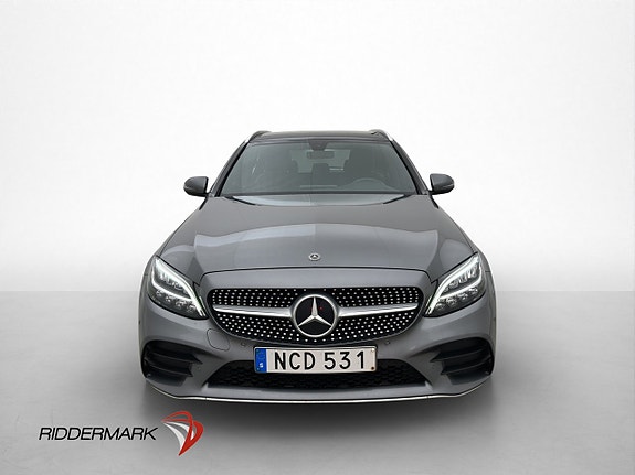 Mercedes-Benz C200 2 of 30