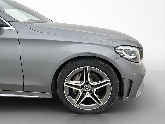 Mercedes-Benz C200 30 of 30