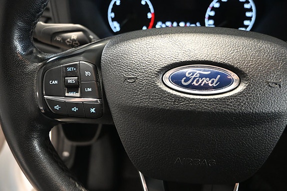 Ford Transit Custom 14 of 19
