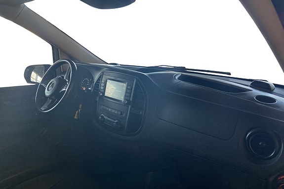 Mercedes-Benz Vito 119 11 of 19