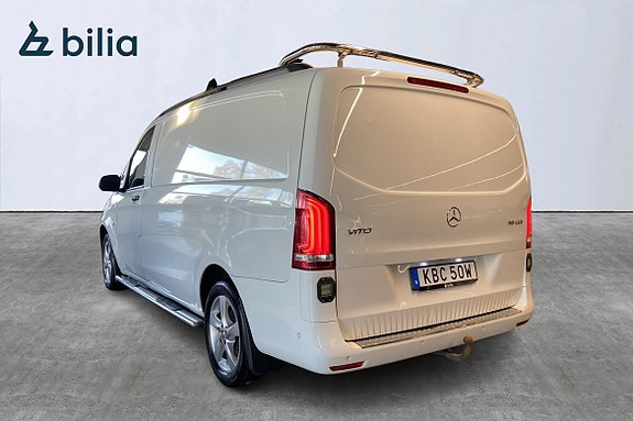 Mercedes-Benz Vito 108 4 of 5