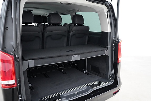 Mercedes-Benz V250 20 of 25