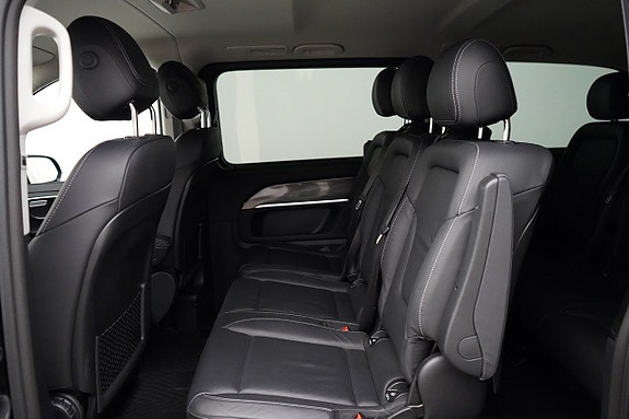 Mercedes-Benz V250 7 of 25
