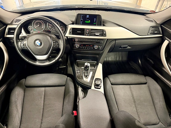 BMW 320 9 of 18