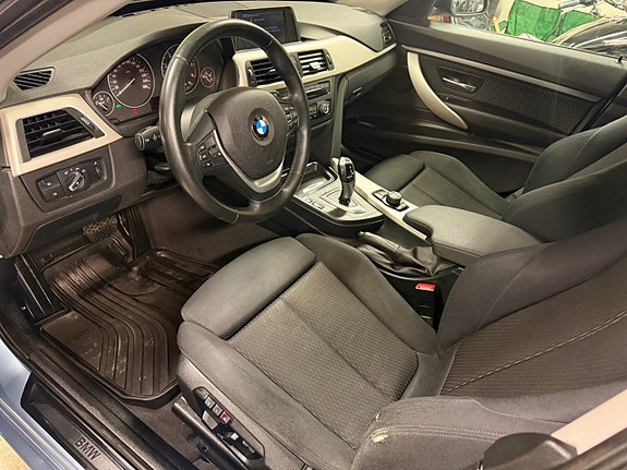 BMW 320 12 of 18