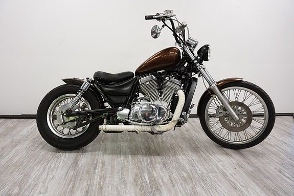 Suzuki VS800 GLP Intruder Bobber