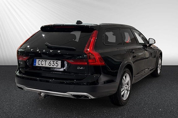 Volvo V90 Cross Country 5 of 5