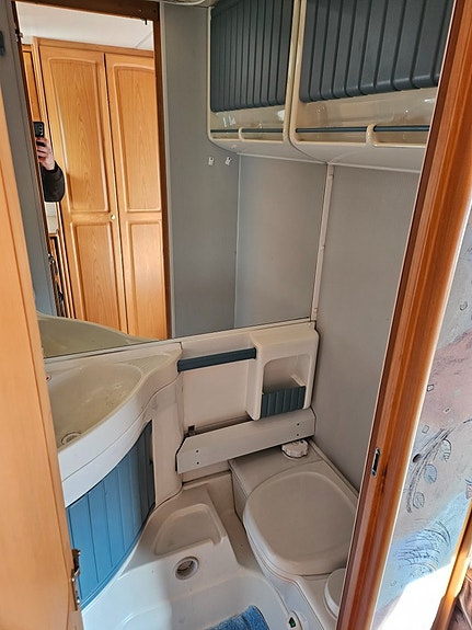 Knaus Azur 540 " långbäddar" förtält 4 of 9