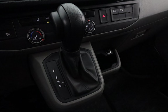 Volkswagen Transporter 21 of 24