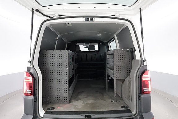 Volkswagen Transporter 23 of 24