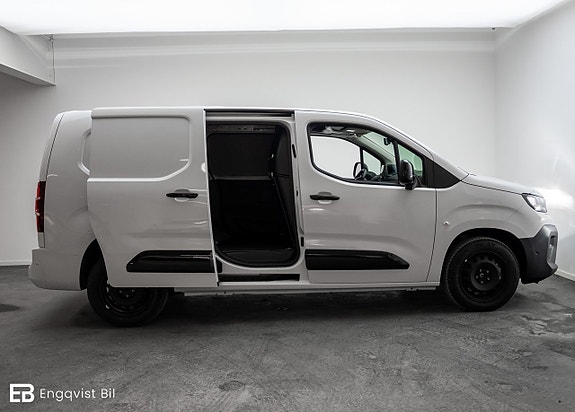 Peugeot Partner 24 of 29