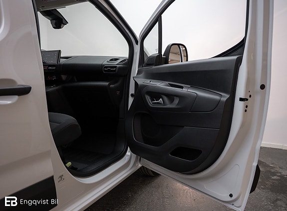 Peugeot Partner 16 of 29