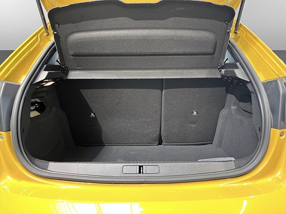 Peugeot 208 15 of 15